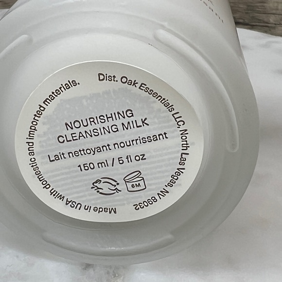 Oak Essentials Nourishing Cleansing Milk 150ml / 5fl oz Bottle - Picture 6 of 6